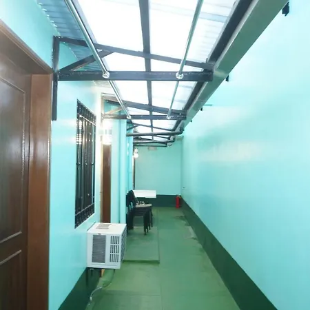 Mint Homes In Cev Mansion Manila Exterior photo